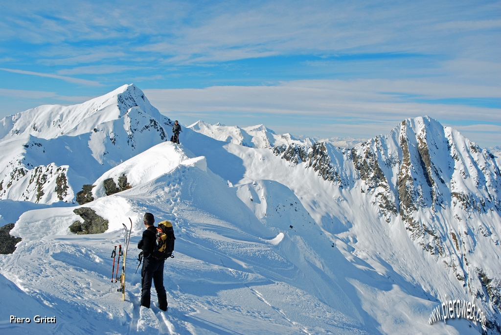 7 - Panorama dal Monte Tartano, 23 gen. 2011.jpg